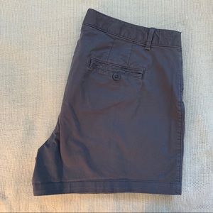 GAP Maternity Inset-Panel Twill Shorts
